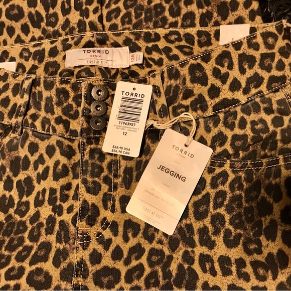 torrid LEOPARD jeggings! - Picture 3 of 4